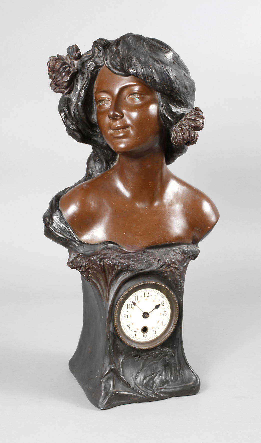 Große Büste Keramik Jugendstil