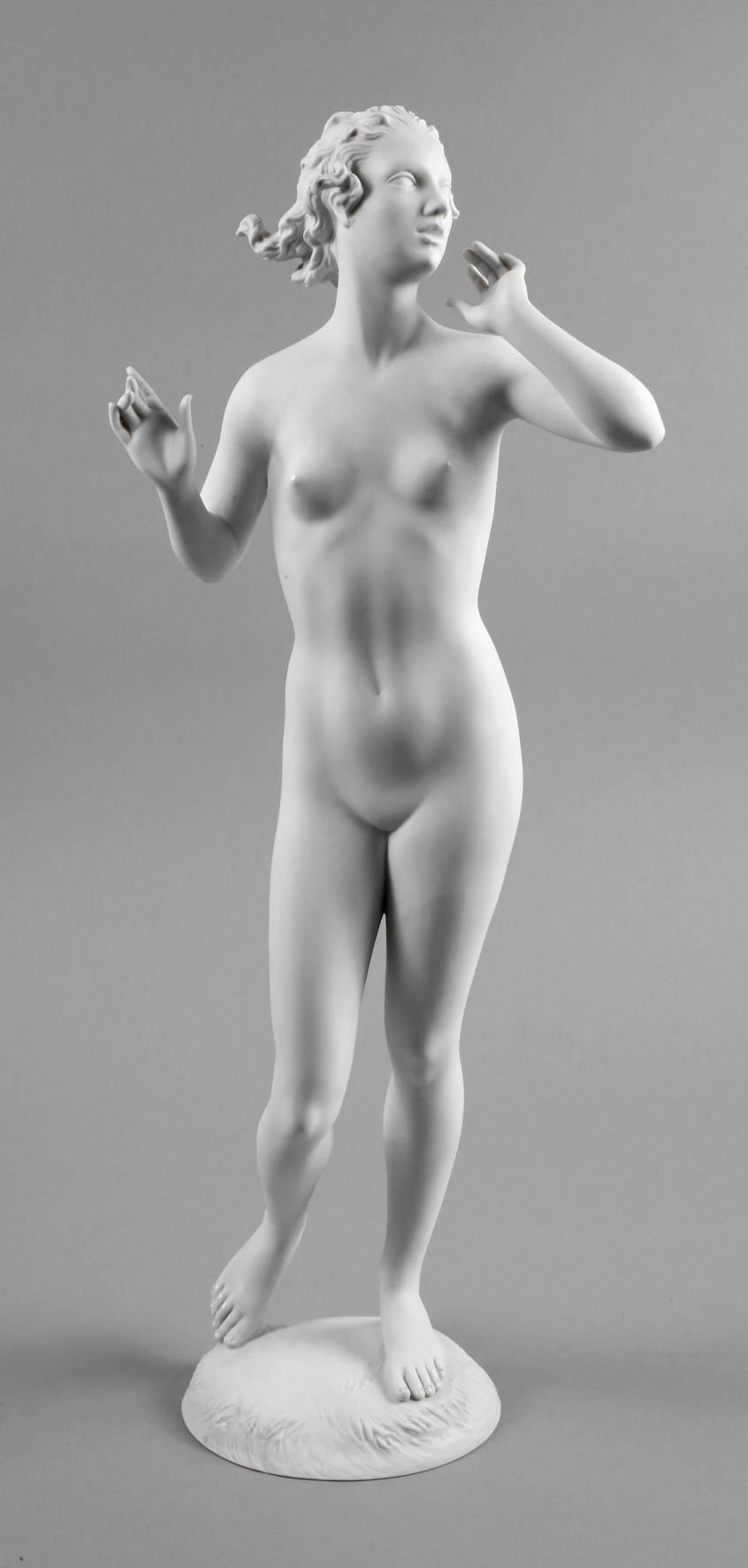 Rosenthal stehender Akt