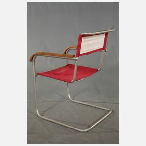 Fünf Stahlrohrstühle