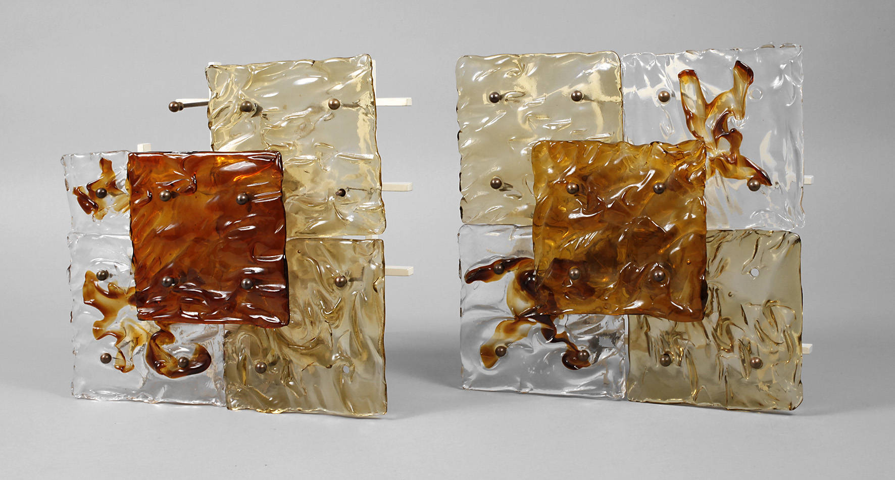 Zwei Wandlampen Design