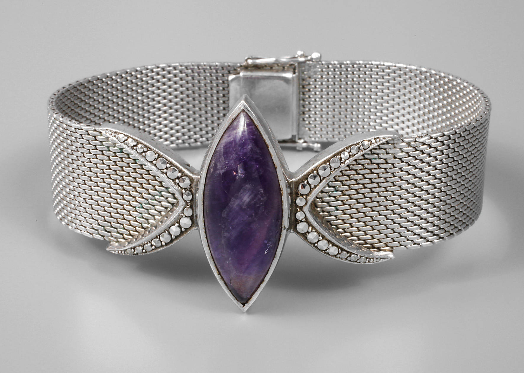 Armband mit Amethystnavette