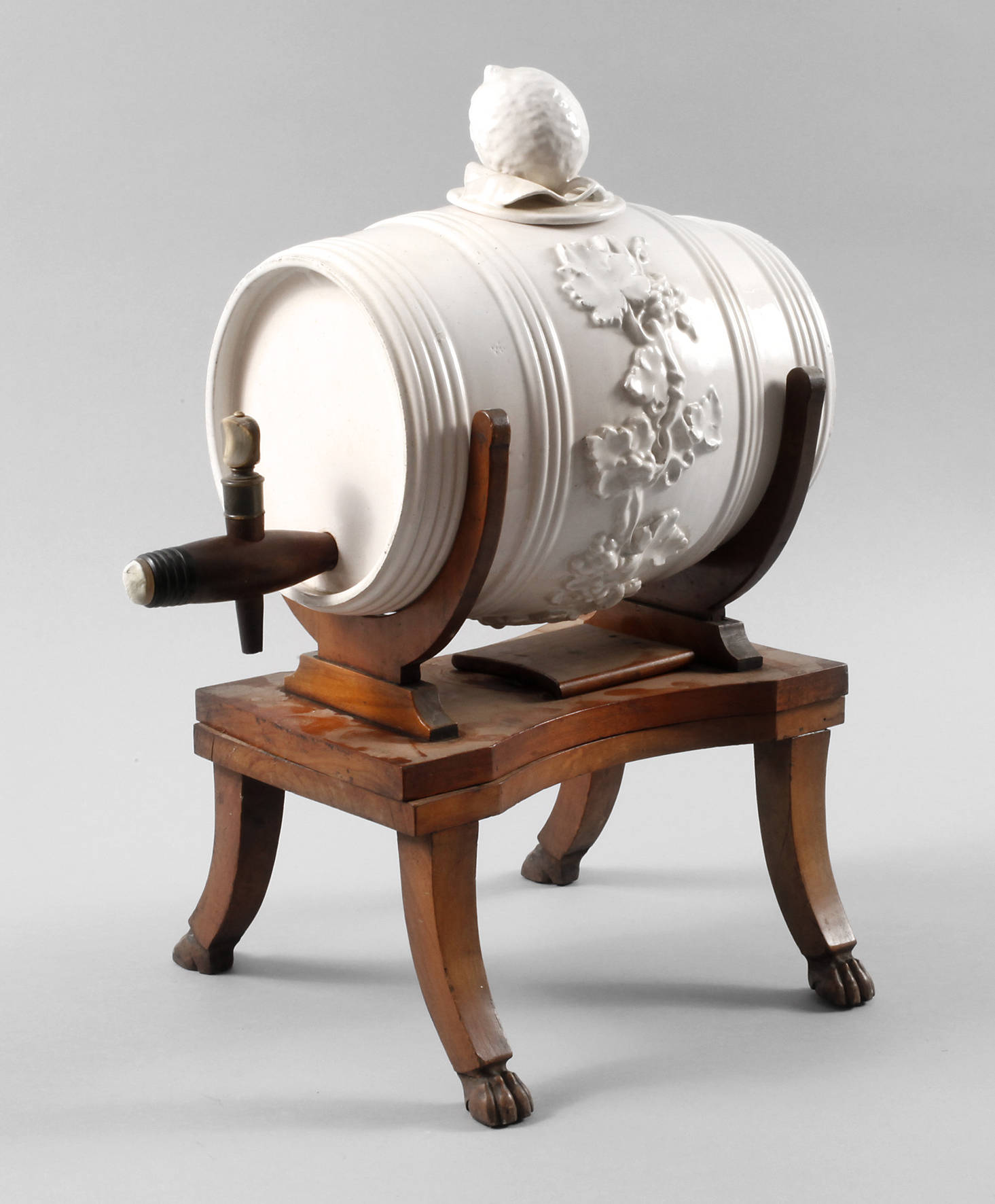 Biedermeier Weinfass auf Kirschholzständer