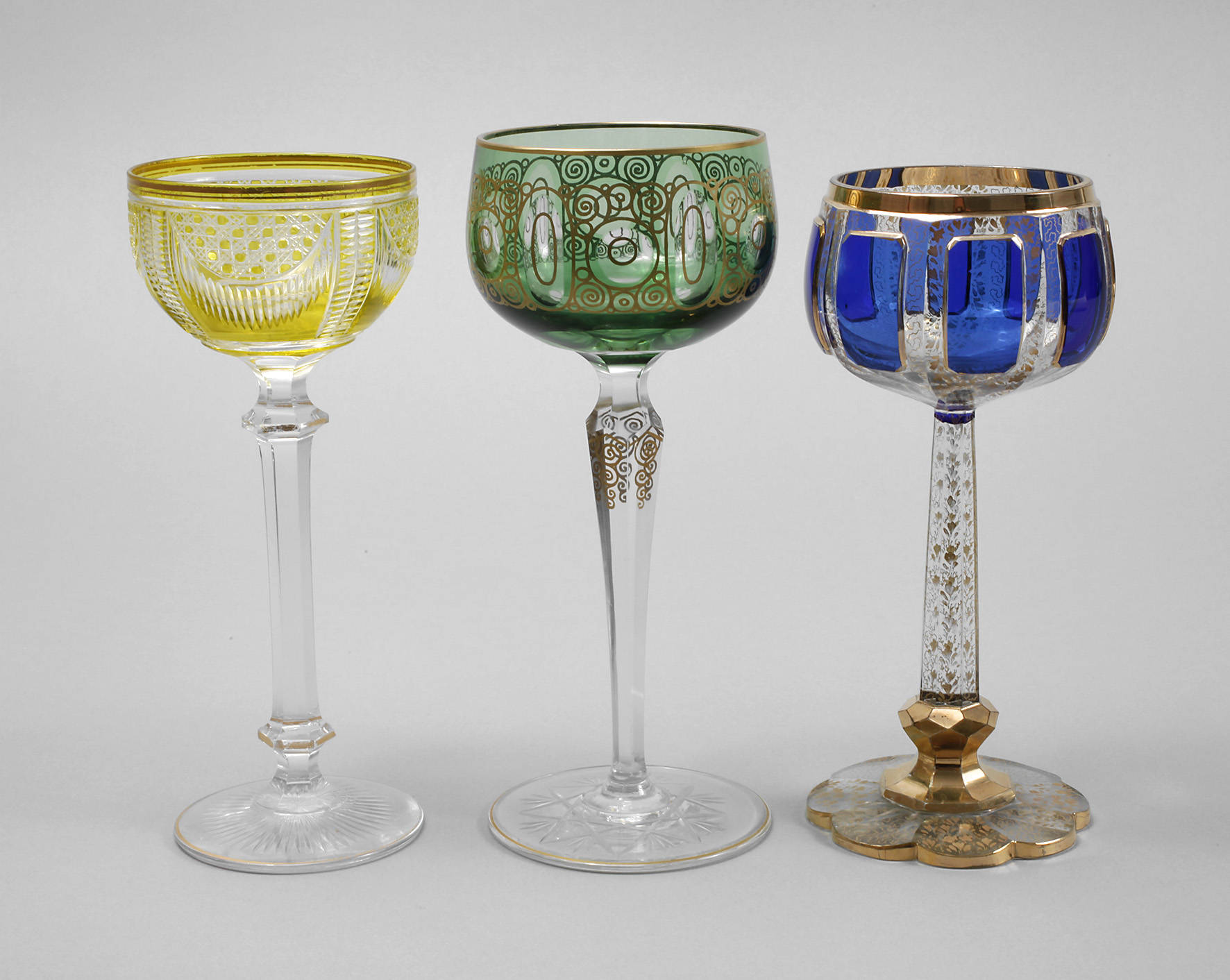 Drei große Jugendstil-Weinrömer