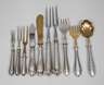 Konvolut Vorlegebesteck mit Silbergriffen