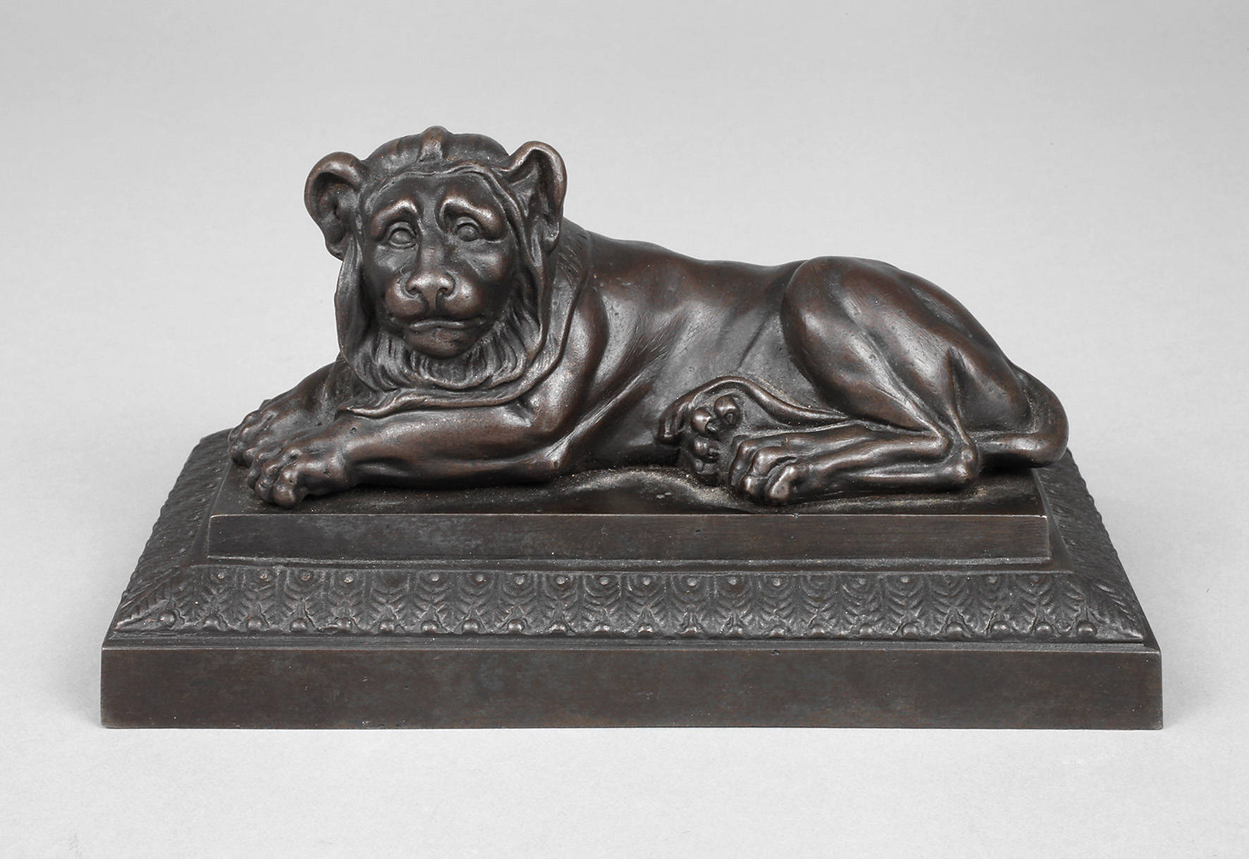 Briefbeschwerer Eisenguss