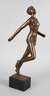 Große Bronze Sportlerin