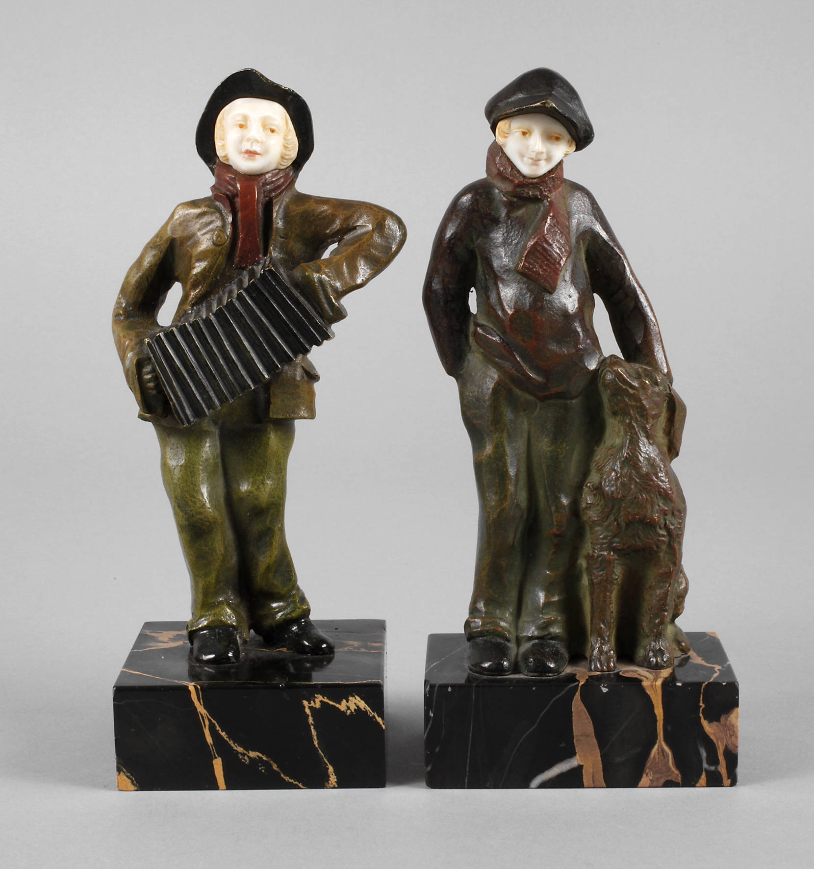 Alfred Jorel, Zwei junge Männer Chryselephantin