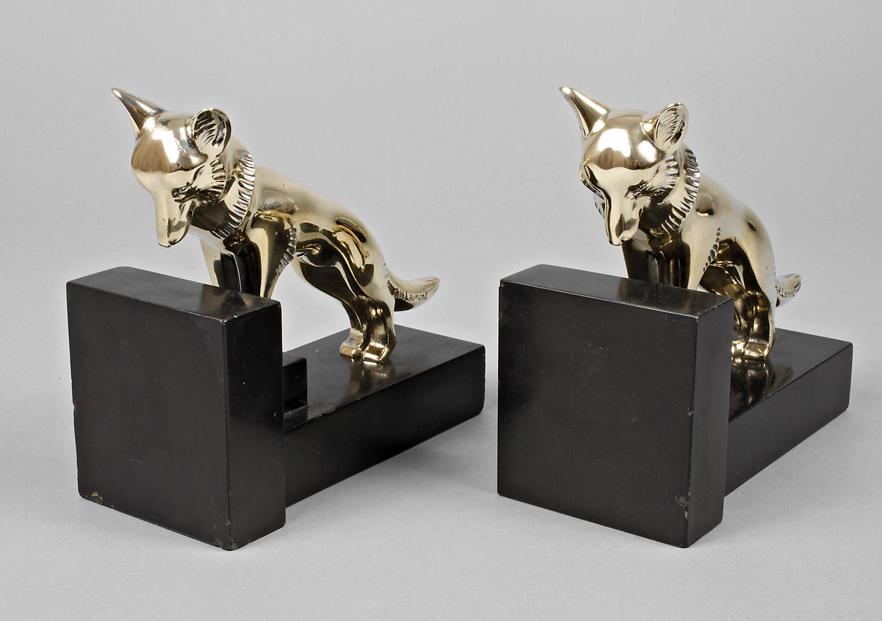 Georges H. Laurent, Zwei Buchstützen