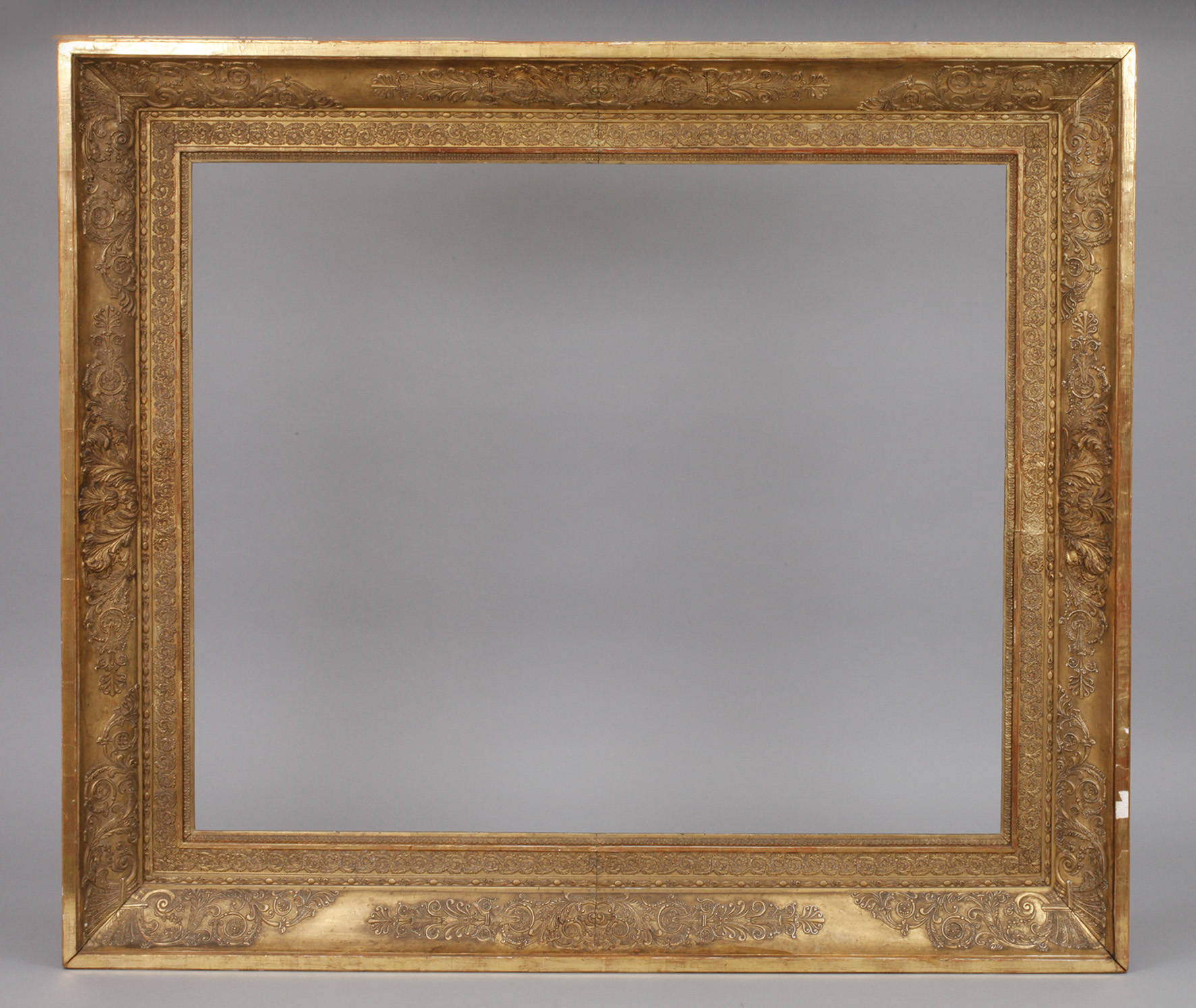 Großer klassizistischer Stuckrahmen um 1800