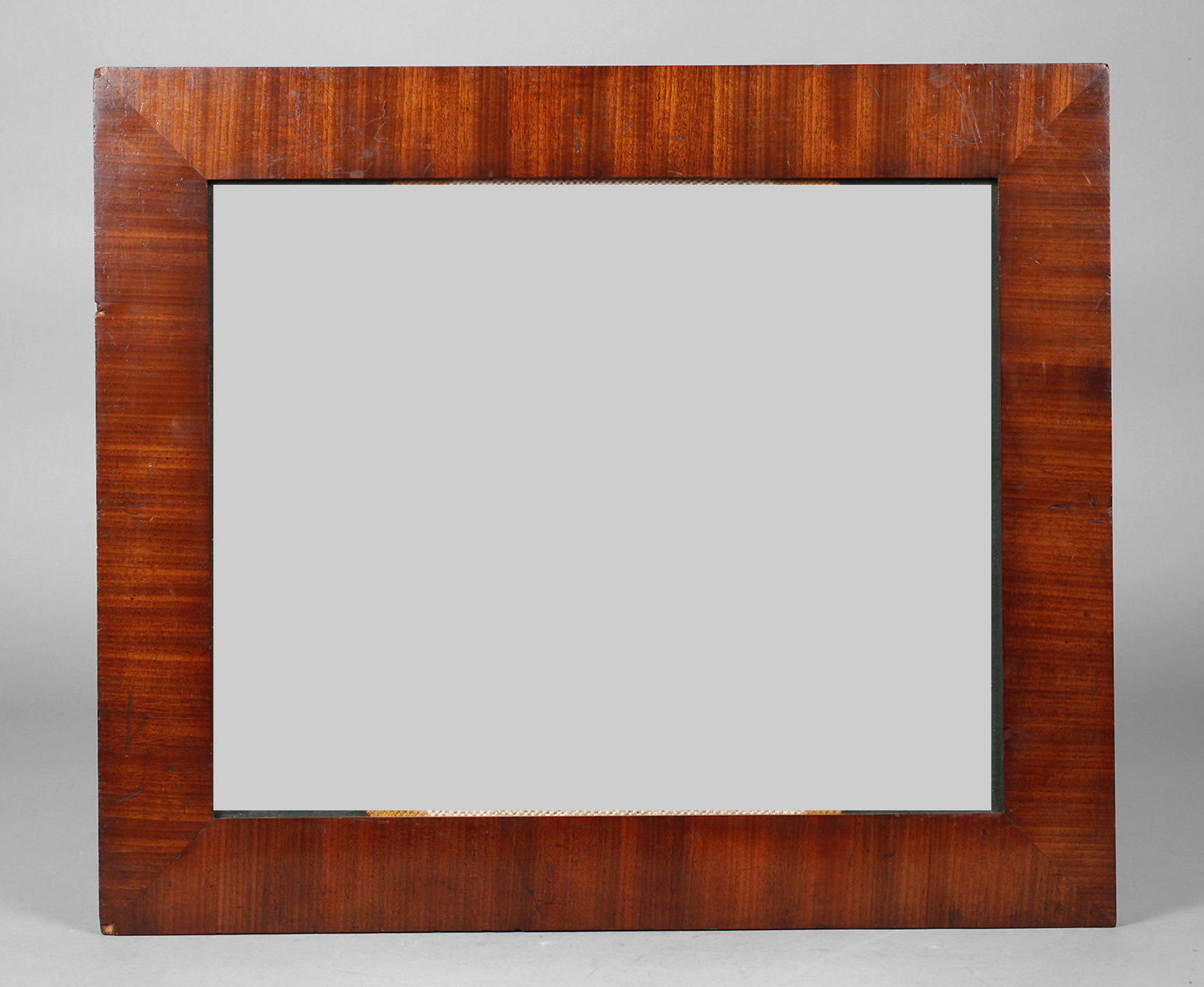 Biedermeierleiste mit Stickbild Mitte 20. Jh.