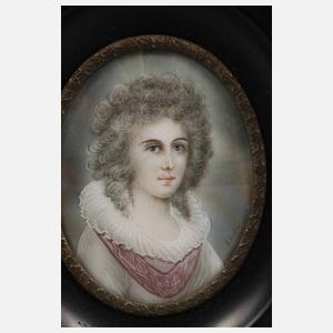 Drei Elfenbeinminiaturen