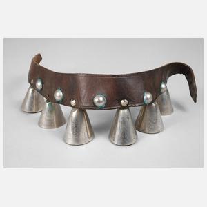 Halsband mit Glocken