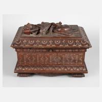 Geschnitzte Schatulle111