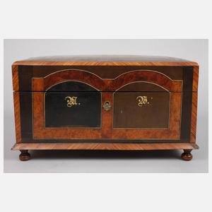 Intarsierte Schatulle