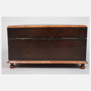 Intarsierte Schatulle