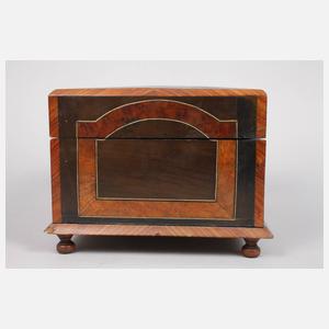 Intarsierte Schatulle