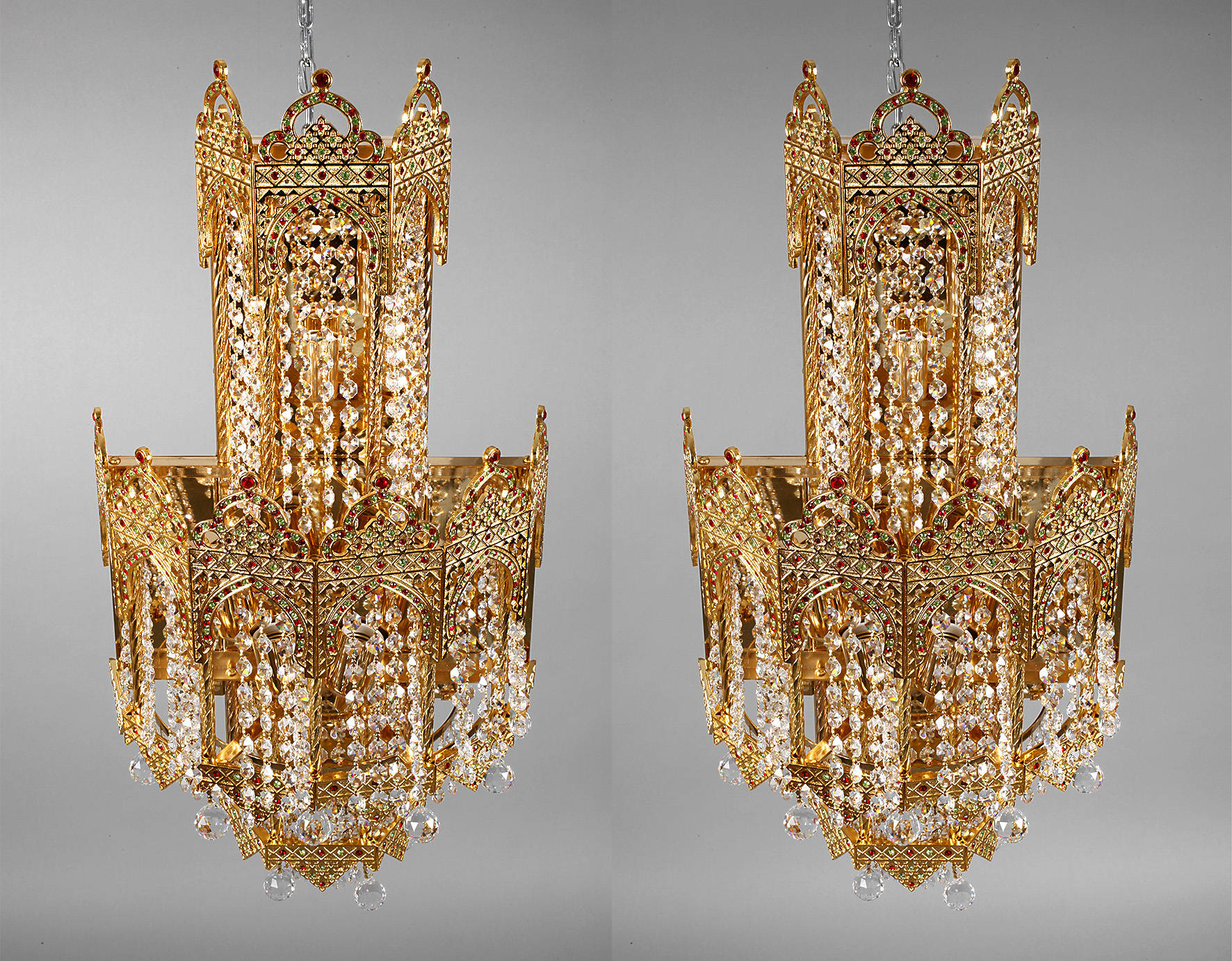 Paar prunkvolle Wandleuchter