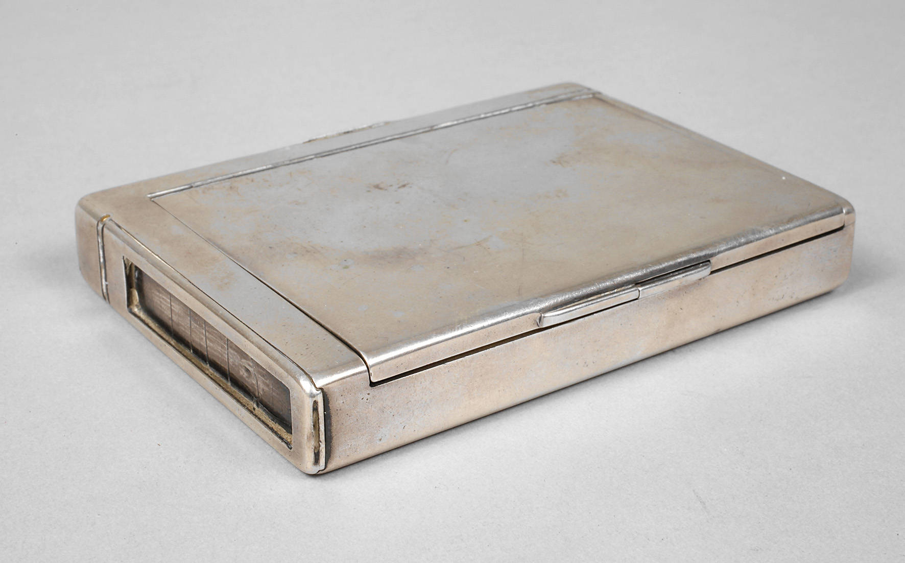 Zigarettendose mit Fotofenster und Streichholzetui