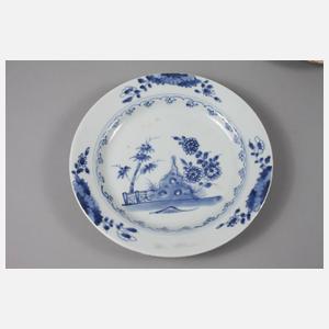 Fünf Geschirrteile Asiatika