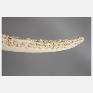 Prächtige Elfenbeinschnitzerei