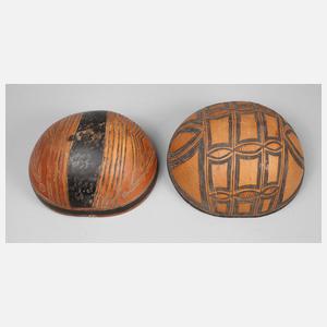 Zwei afrikanische Schalen