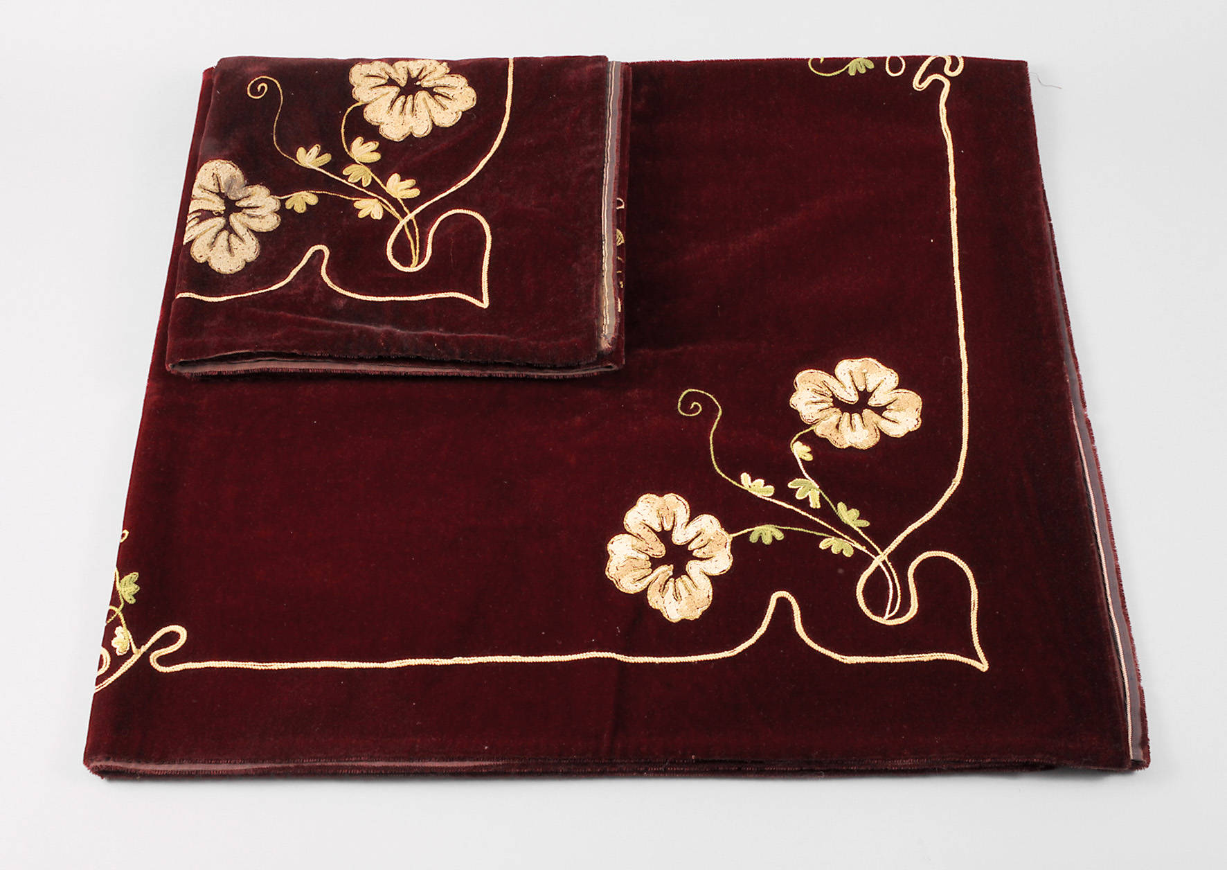 Garnitur Zierdecken Jugendstil