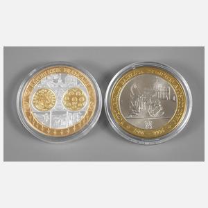 Zwei Gedenkmedaillen