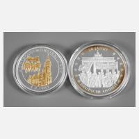 Zwei Medaillen Mauerfall111