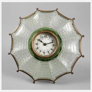 Uhr als Regenschirm