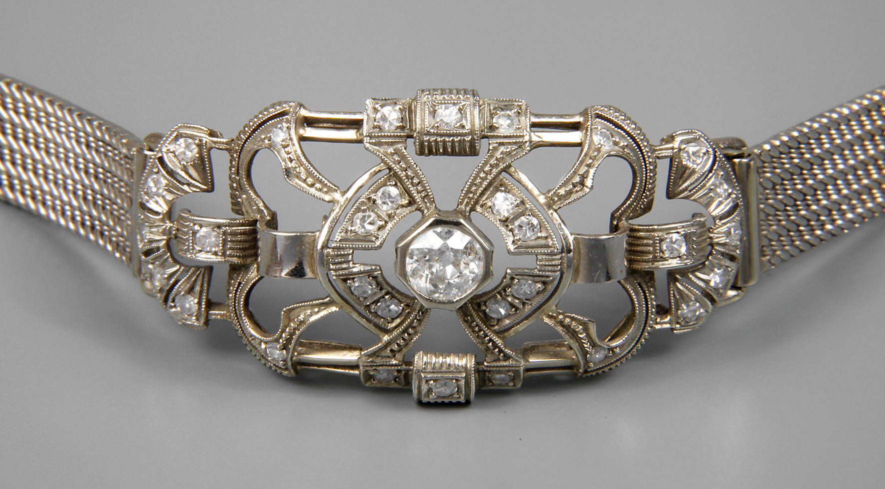 Armband mit Diamantbesatz