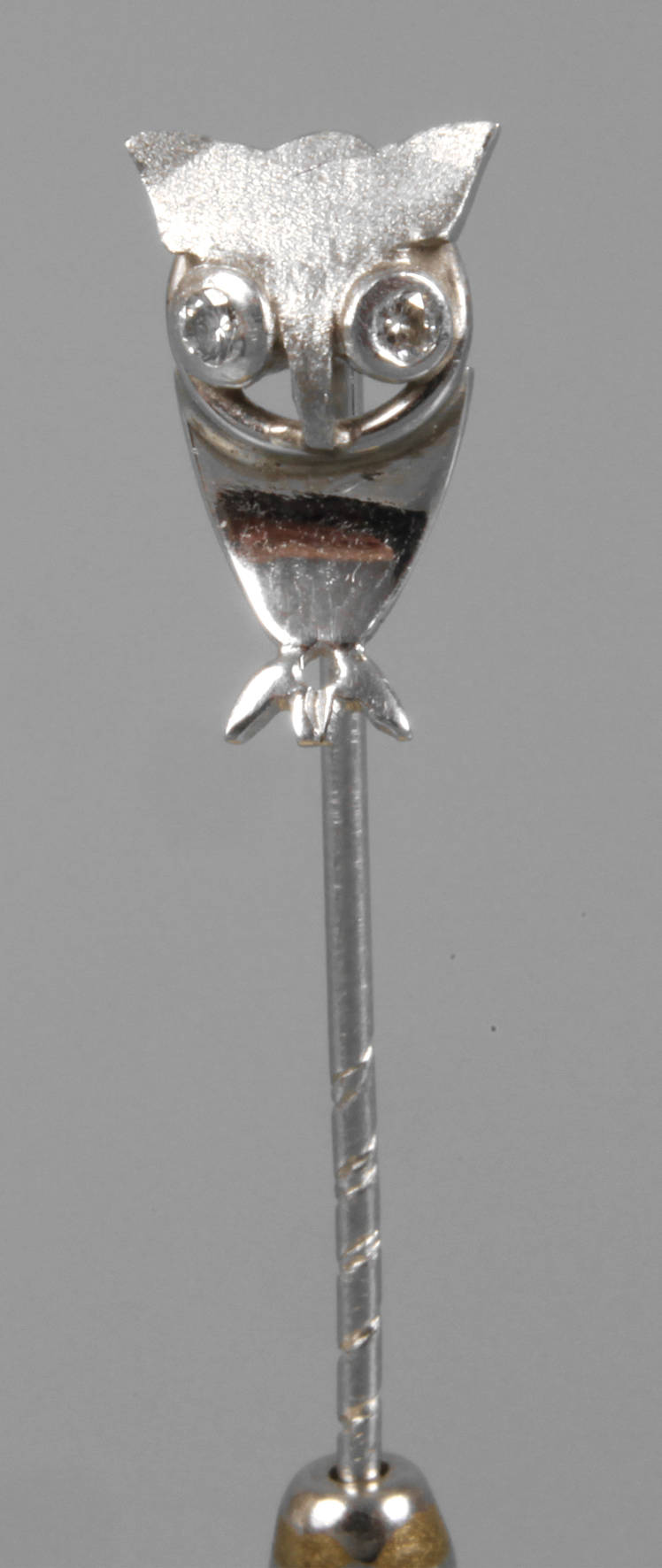 Reversnadel als Eule