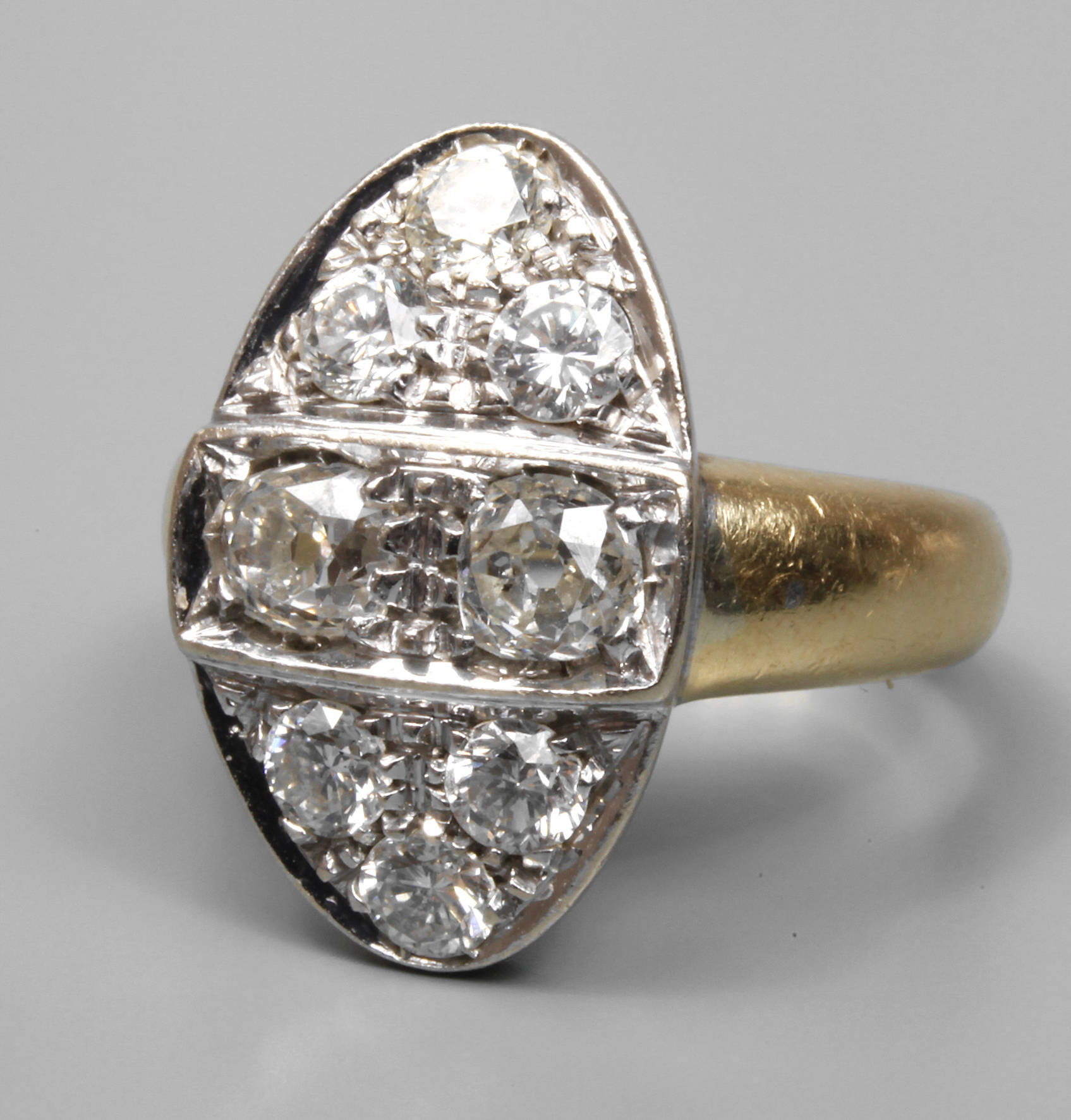Damenring mit Brillantbesatz von ca. 1,5 ct