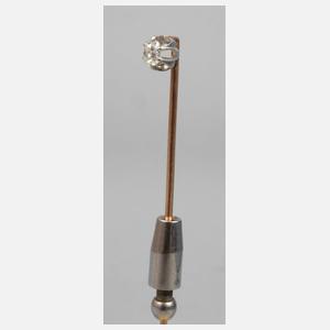 Reversnadel mit Diamantbesatz