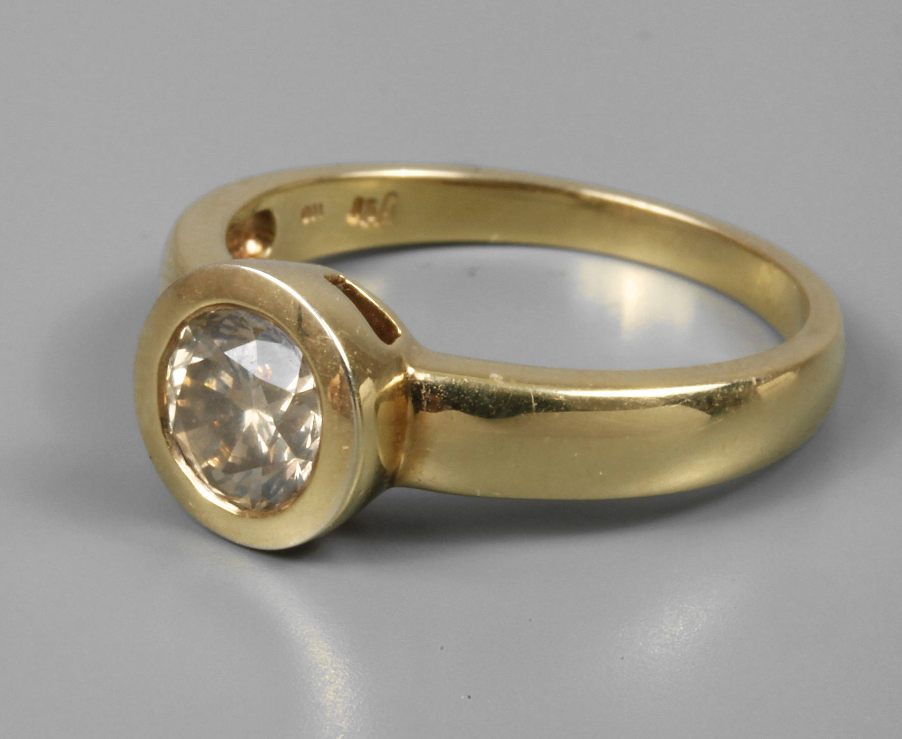 Damenring mit Brillanten von 1 ct