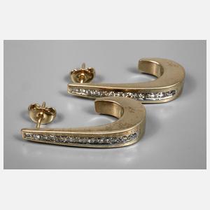 Paar Ohrstecker mit Brillantbesatz