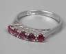 Damenring mit Rubinen