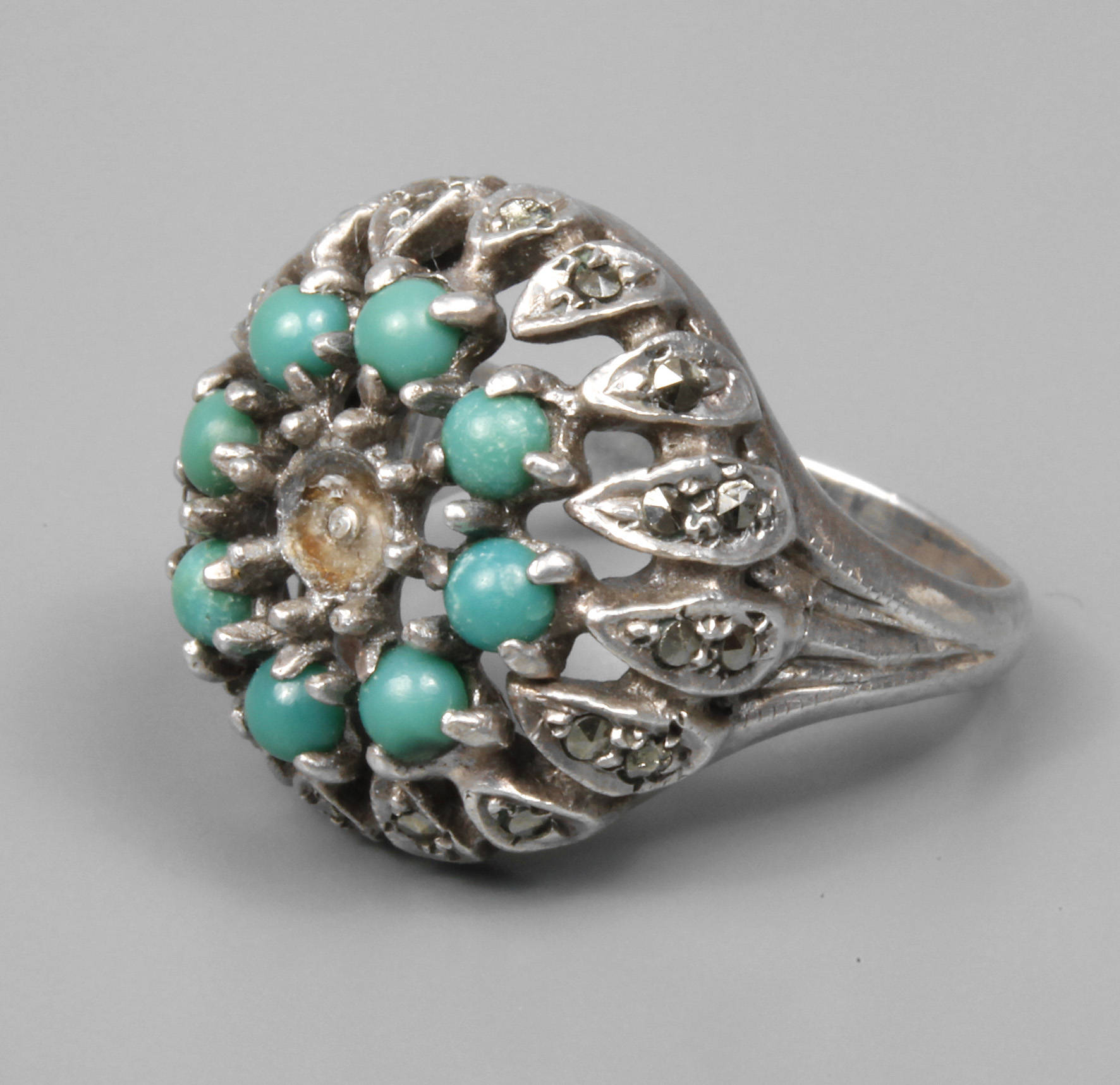 Damenring mit Türkisen und Markasiten