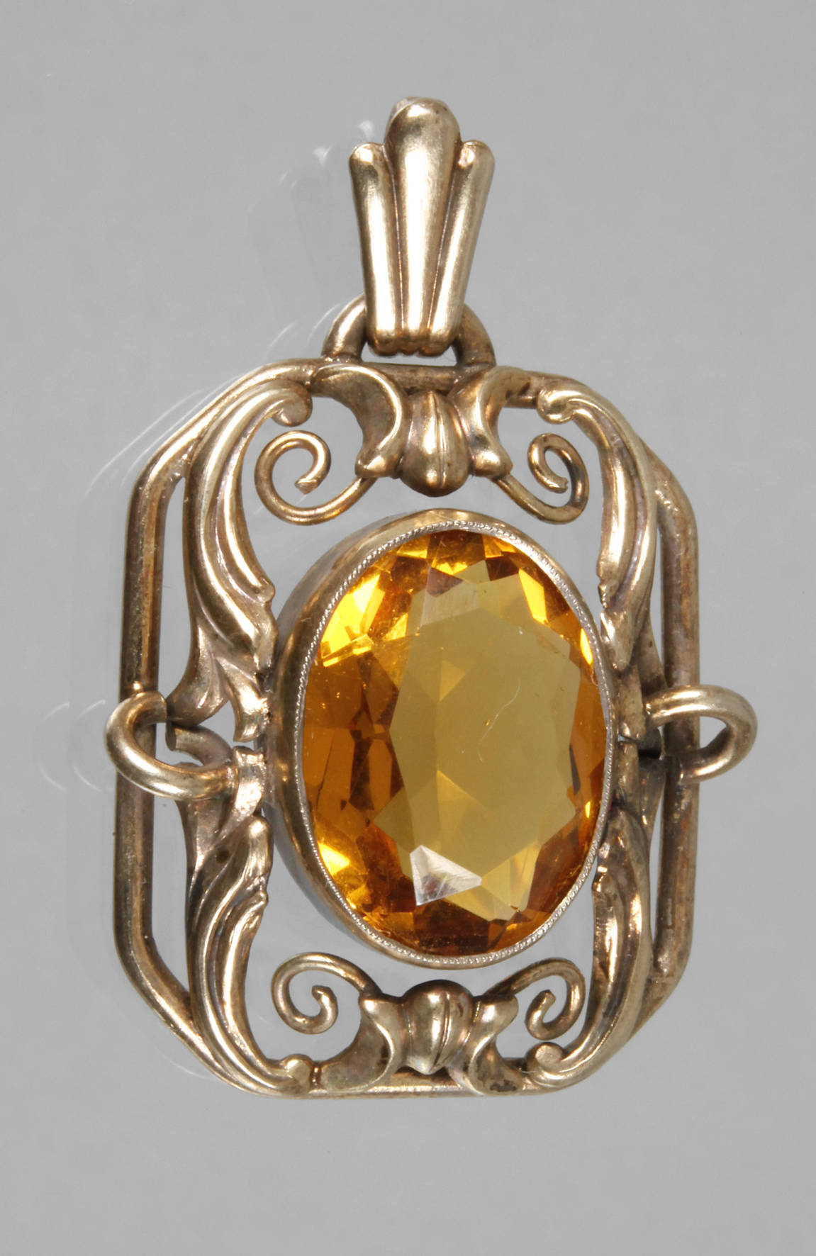 Anhänger mit Citrin