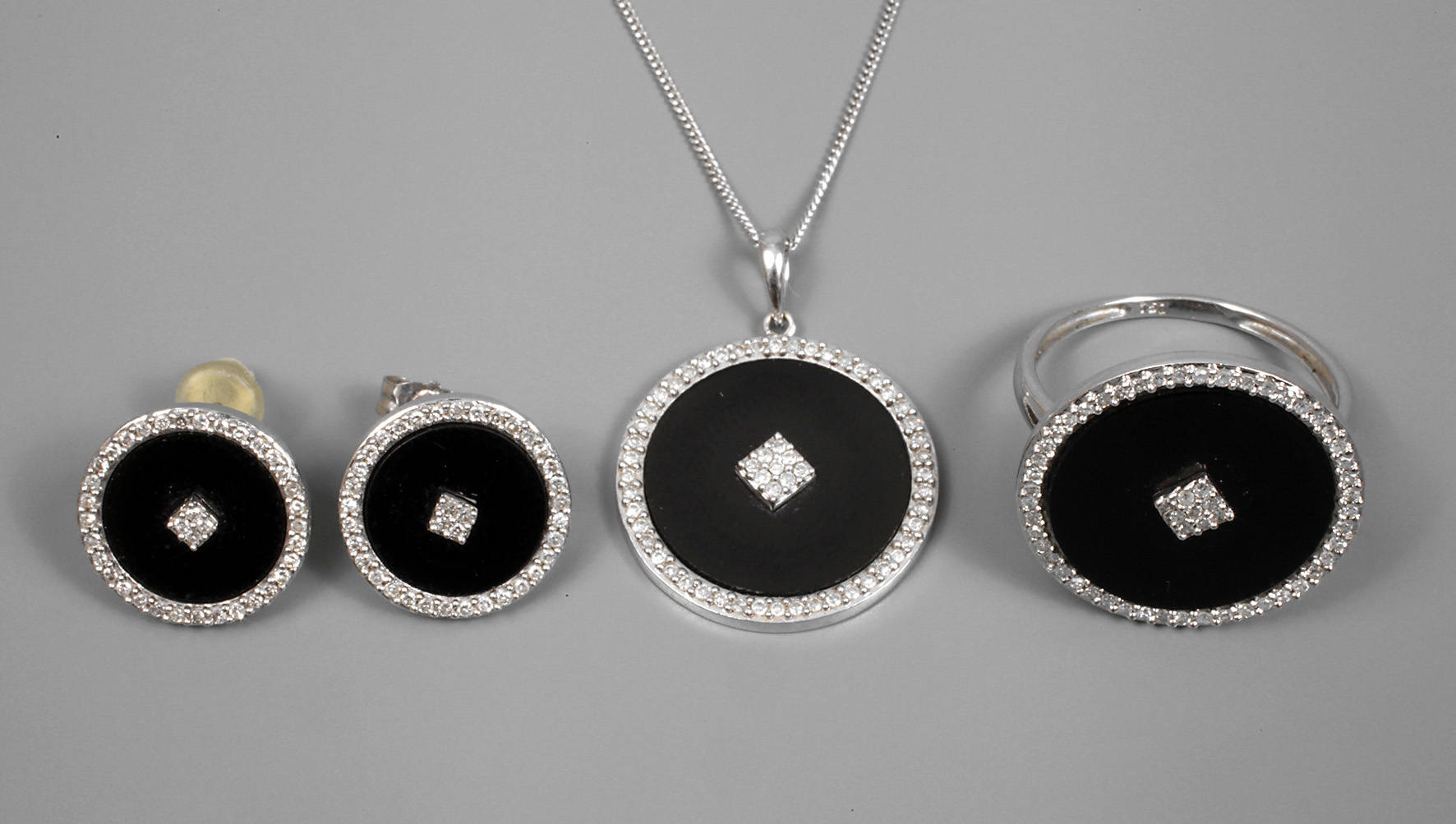 Schmuckset Onyx mit Diamanten