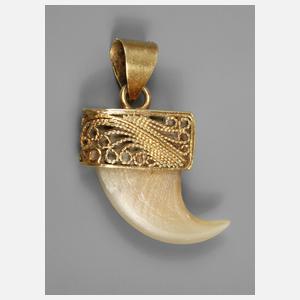 Anhänger mit Tigerkralle