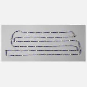 Sehr lange Kette mit Emailgliedern