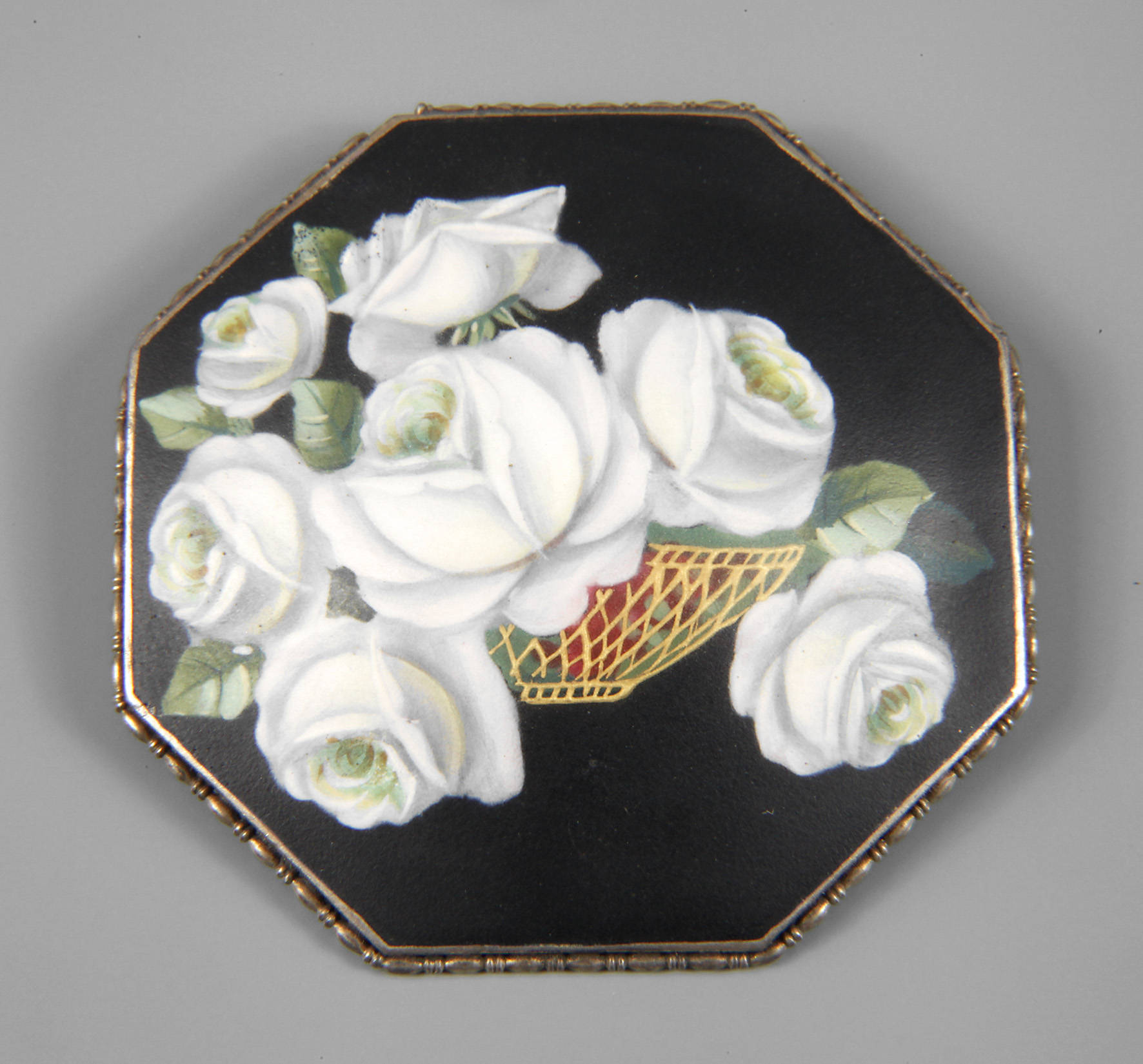 Brosche mit Emailmalerei