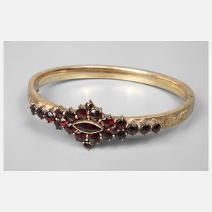 Armreif mit Granatbesatz