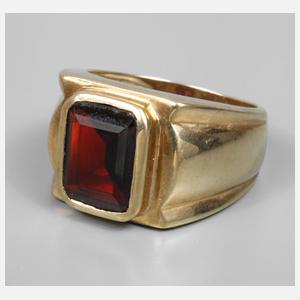 Herrenring mit Granat