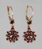 Paar Ohrhänger mit Granatbesatz