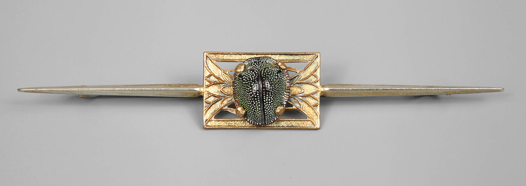 Brosche mit Skarabäus