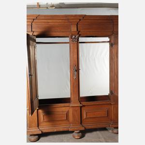 Barocker Hallenschrank