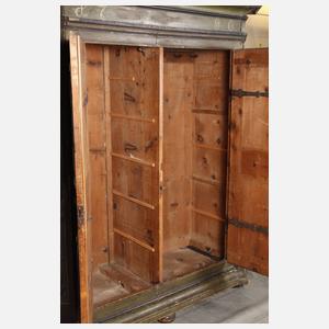 Salzburger Bauernschrank