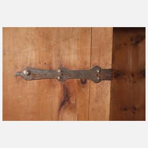 Salzburger Bauernschrank