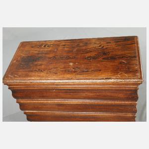 Nürnberger Wellenkommode